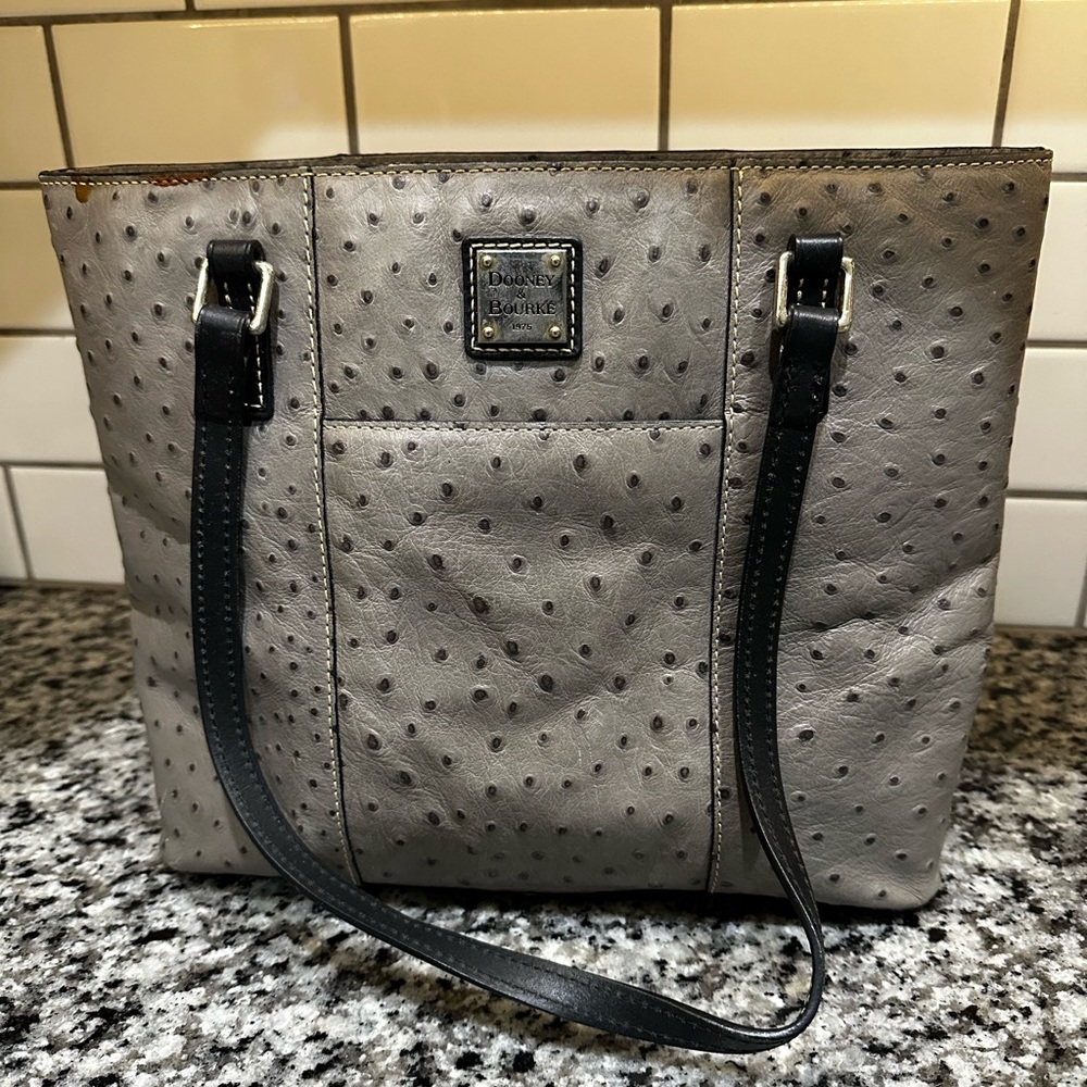 Dooney & Bourke purse